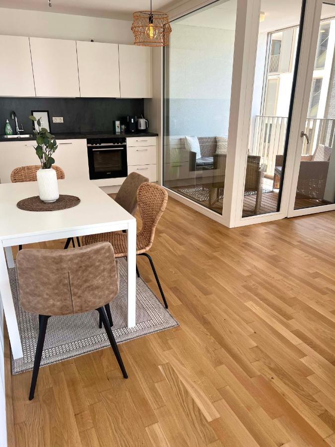 Donaublick Oasis: Stylische Wohnung Wiedeń Zewnętrze zdjęcie